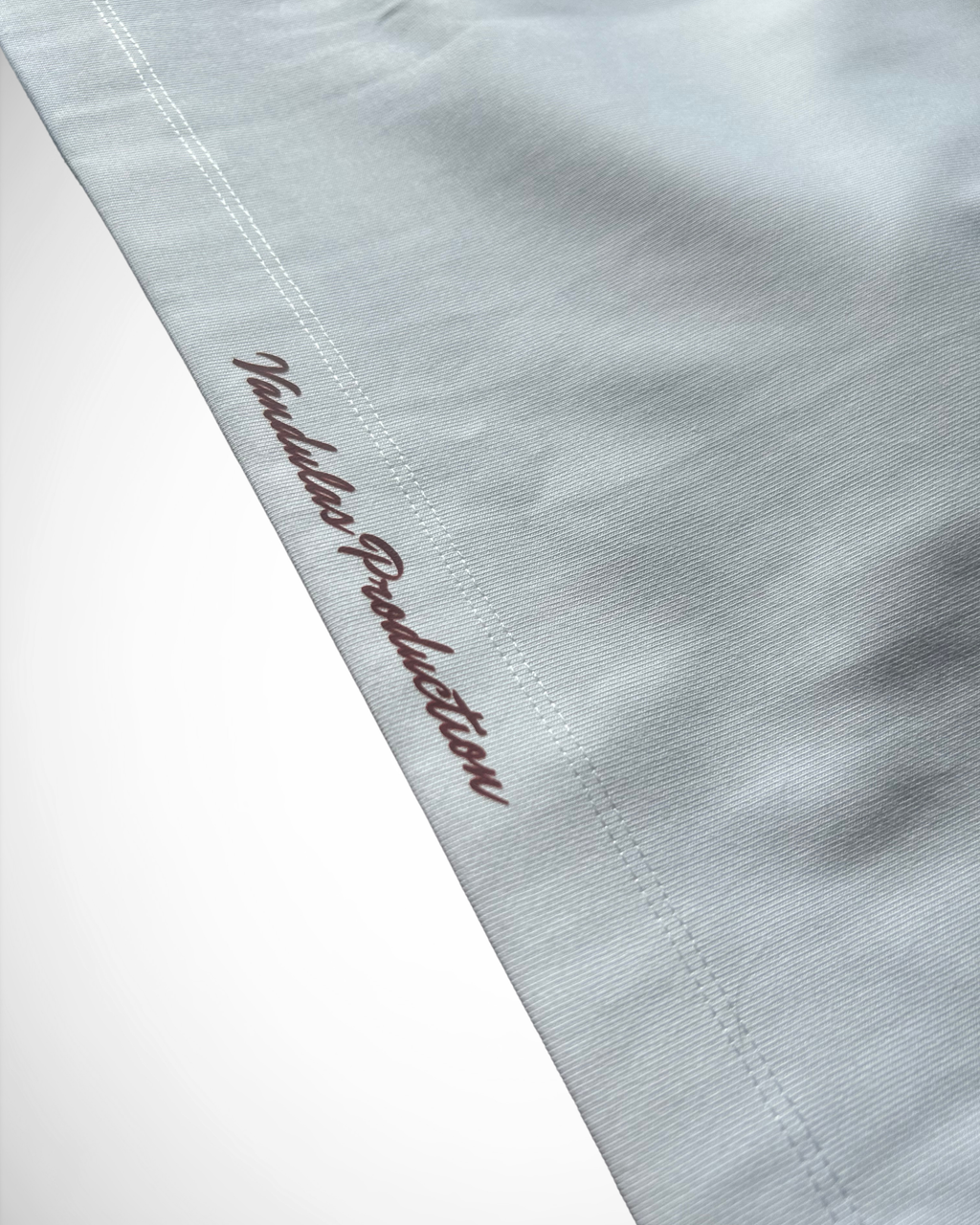 Vandulas® Core Logo Tee – White/Red
