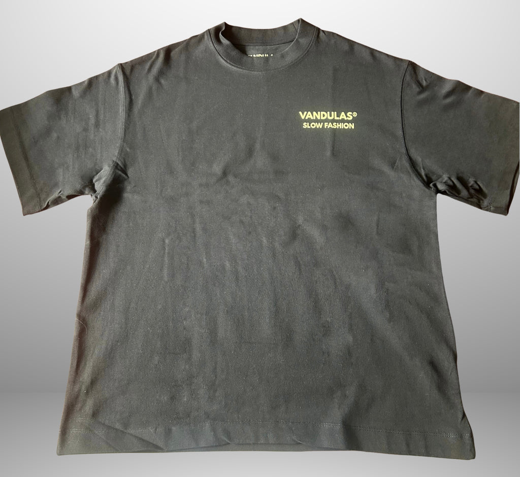Vandulas® Core Logo Tee – Black/Cream