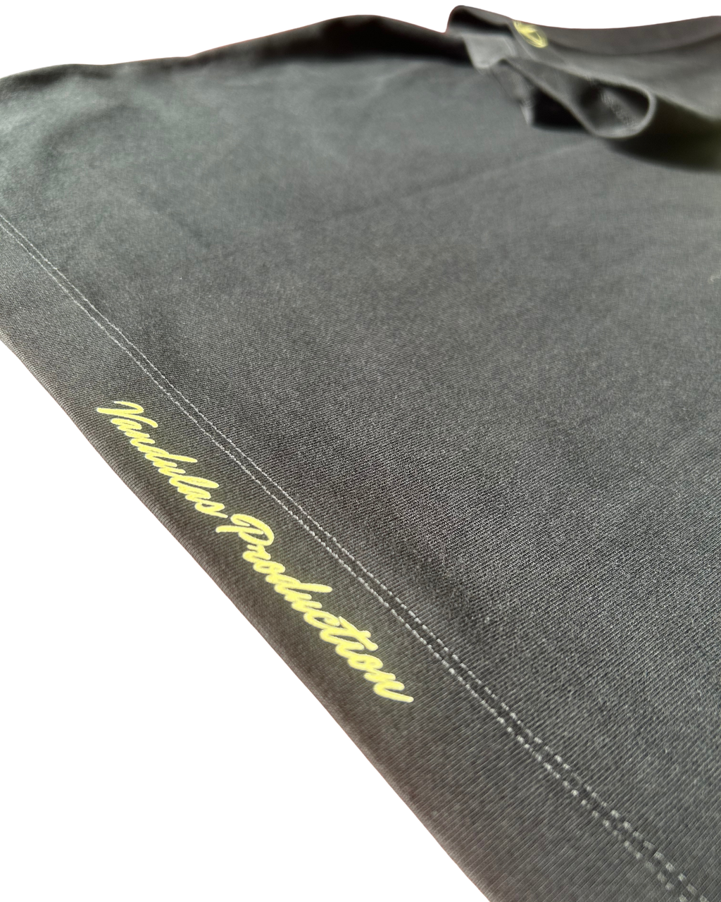 Vandulas® Core Logo Tee – Black/Cream