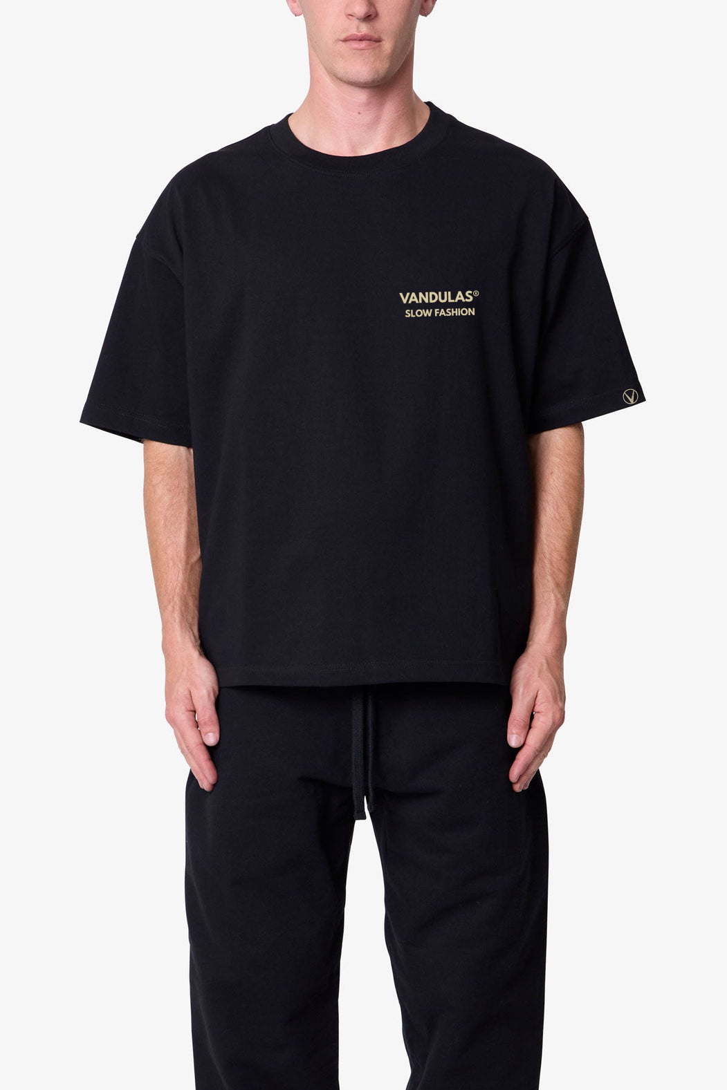 Vandulas® Core Logo Tee – Black/Cream